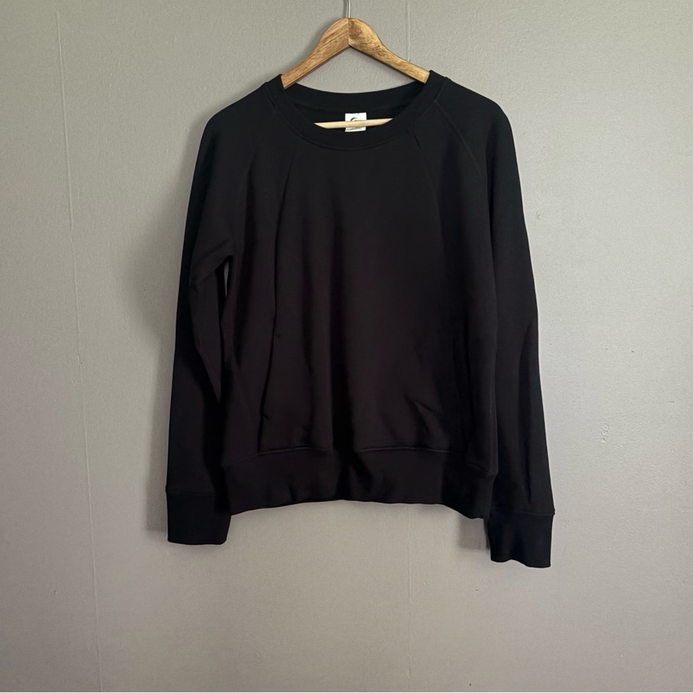 Zyia Crewneck Sweater Size Medium